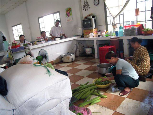 0160 de keuken van het restaurant van de fabriek.JPG